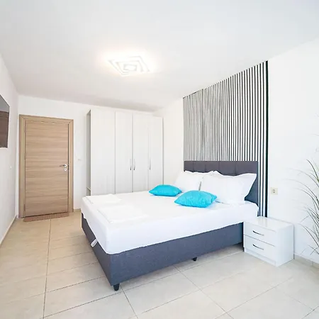 Dionysius Aura Balchik, Free Parking Balchik