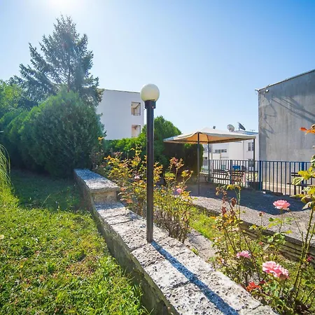 Dionysius Aura Balchik, Free Parking *